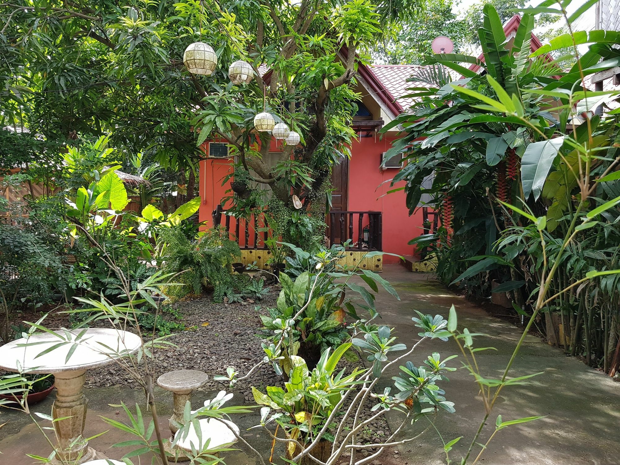 Villa Saturnina Puerto Princesa Екстер'єр фото